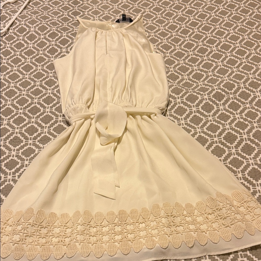 Express Cream Dress with Embroidered Hem